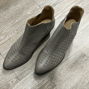 Chinese Laundry Booties